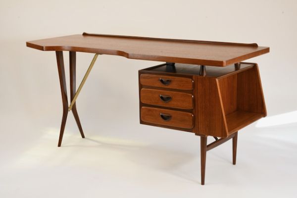 Bureau Louis van Teeffelen