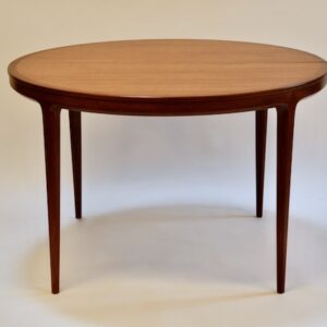 Table Bertil Fridhagen