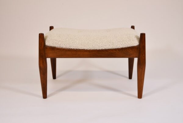 Tabouret repose pieds