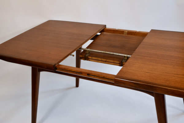 Table a diner by Louis van TEEFELEN (sold) – Image 4