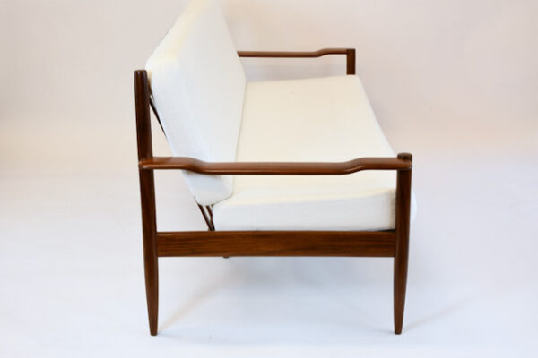 Canapé scandinave vintage en teck