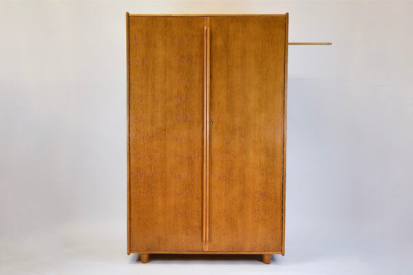 Armoire deux portes CEES BRAAKMAN en chene by Pastoe (sold)