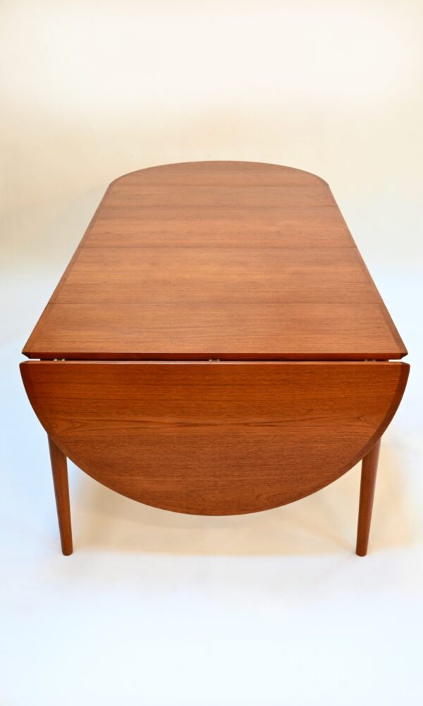 Table de Salle à Manger Modèle 227 par Arne Vodder, Danemark (sold)