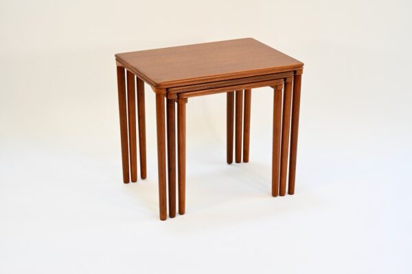 Tables gigognes en teck 1960 (sold) – Image 4