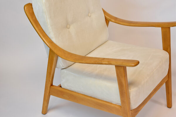 Paire de fauteuils Knoll antimott 1960s vintage en bois de hêtre (sold) – Image 2