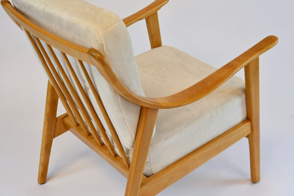 Paire de fauteuils Knoll antimott 1960s vintage en bois de hêtre (sold) – Image 3