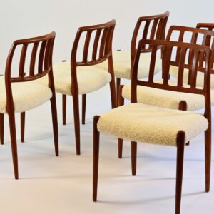 Chaises Niels Moller 83