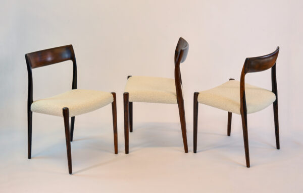 chaises moller 77