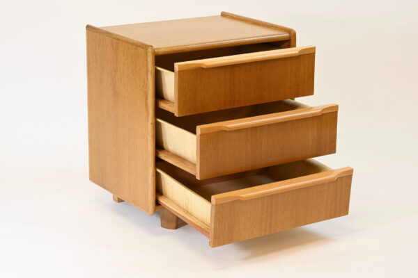 Commode/Chevet Cees Braakman en placage de chêne