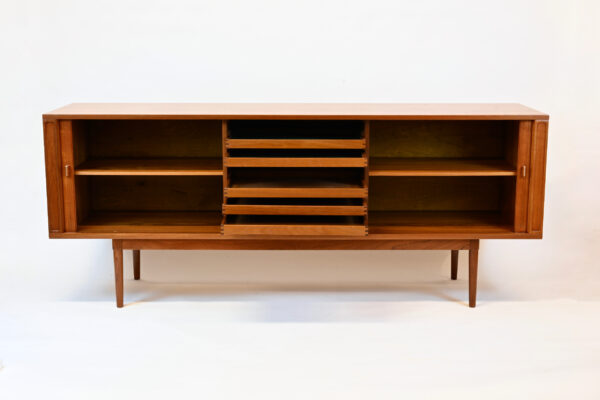 Enfilade Peter Lovig Nielsen (sold) – Image 12