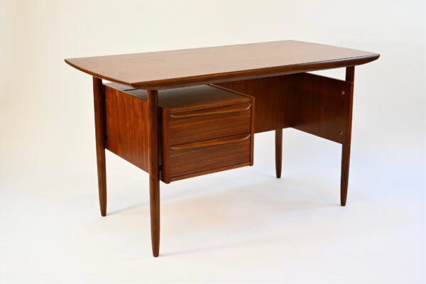 Bureau Hulmefa Tijsseling en teck (sold)