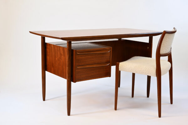 Bureau Hulmefa Tijsseling en teck (sold)