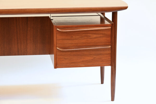 Bureau Cowhorn (Tijsseling Nijkerk) en teck (SOLD) – Image 2