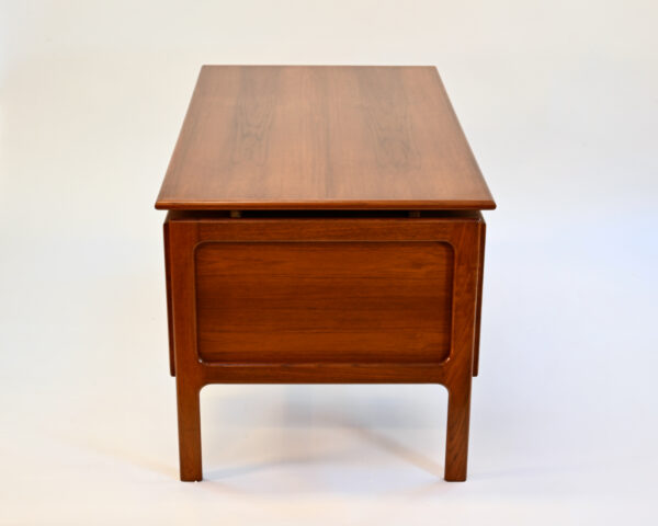 bureau arne vodder en teck