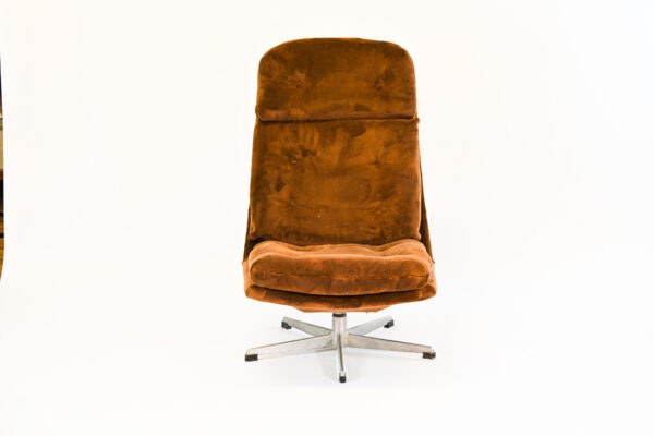 Fauteuil Gerald Neusser pour UP zavody – Image 4