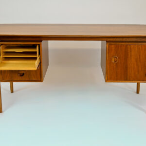 Bureau William Watting en noyer (sold)