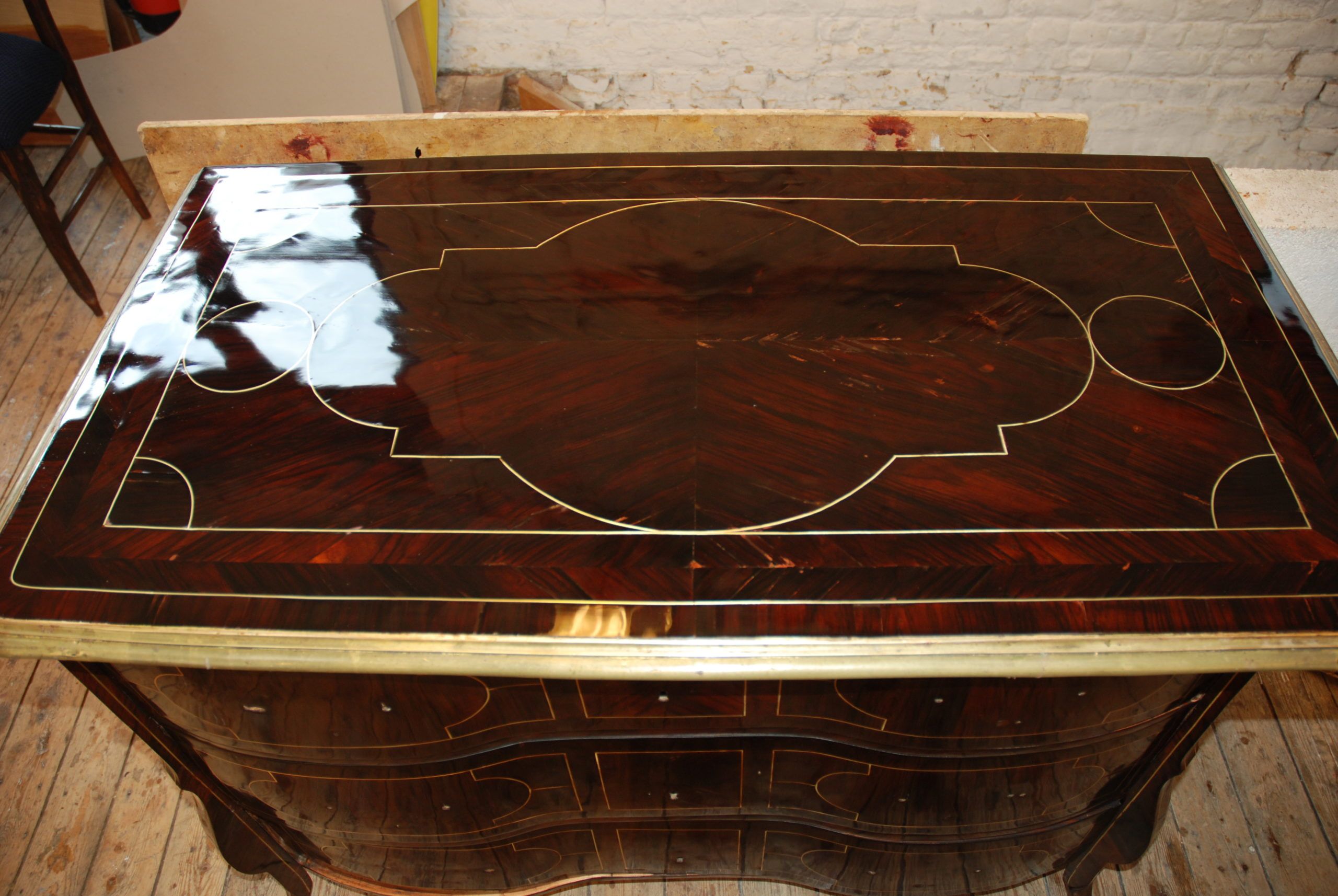 marqueterie résultat après restauration