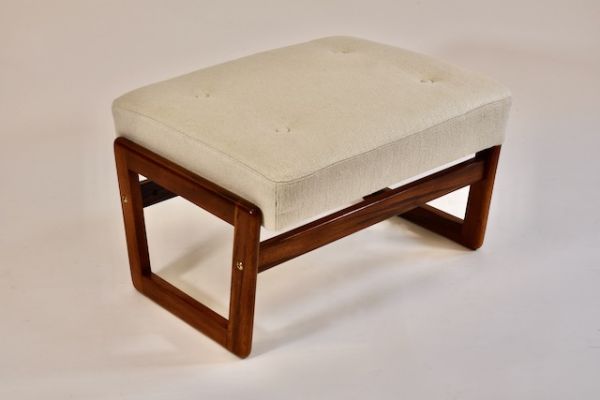 Tabouret repose pieds (traineau)