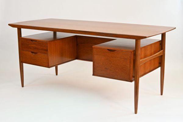 bureau vintage en teck