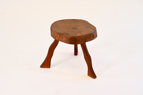 Tabouret Brutalist en chêne brut