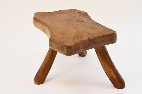 Tabouret Brutalist en chêne